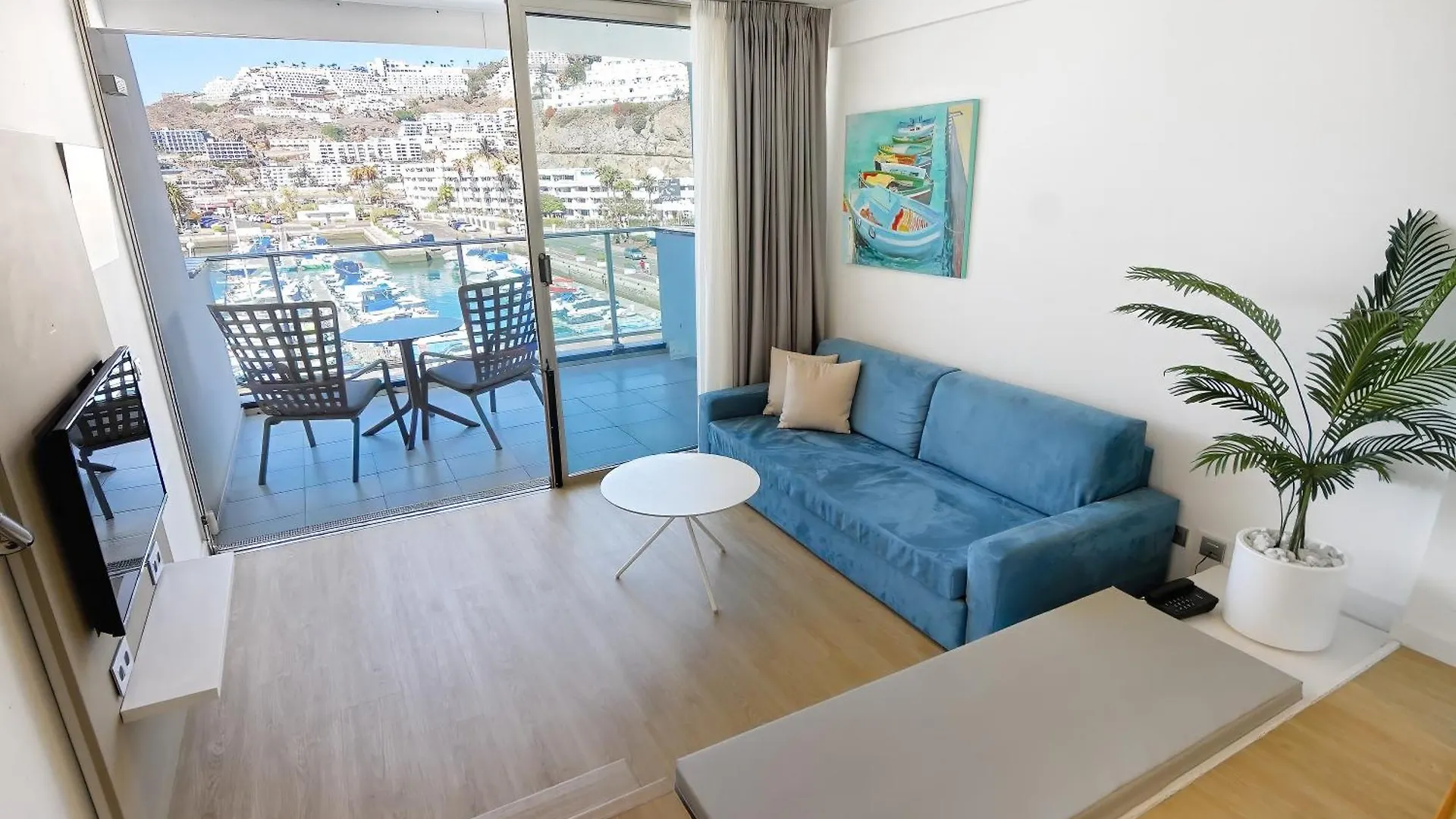 Aparthotel Morasol Suites Puerto Rico
